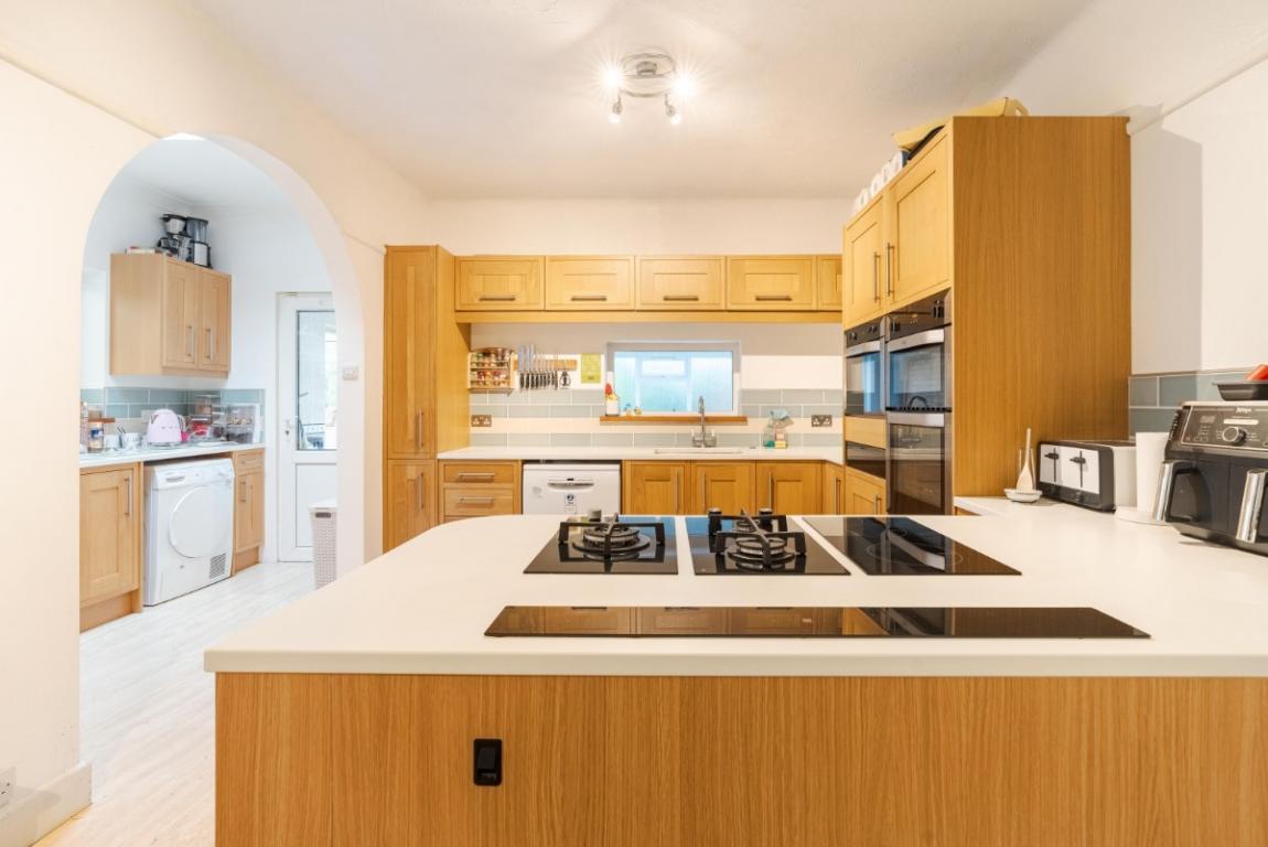 Image: 10 Highfield Road Wimborne Dorset Corfe Mullen