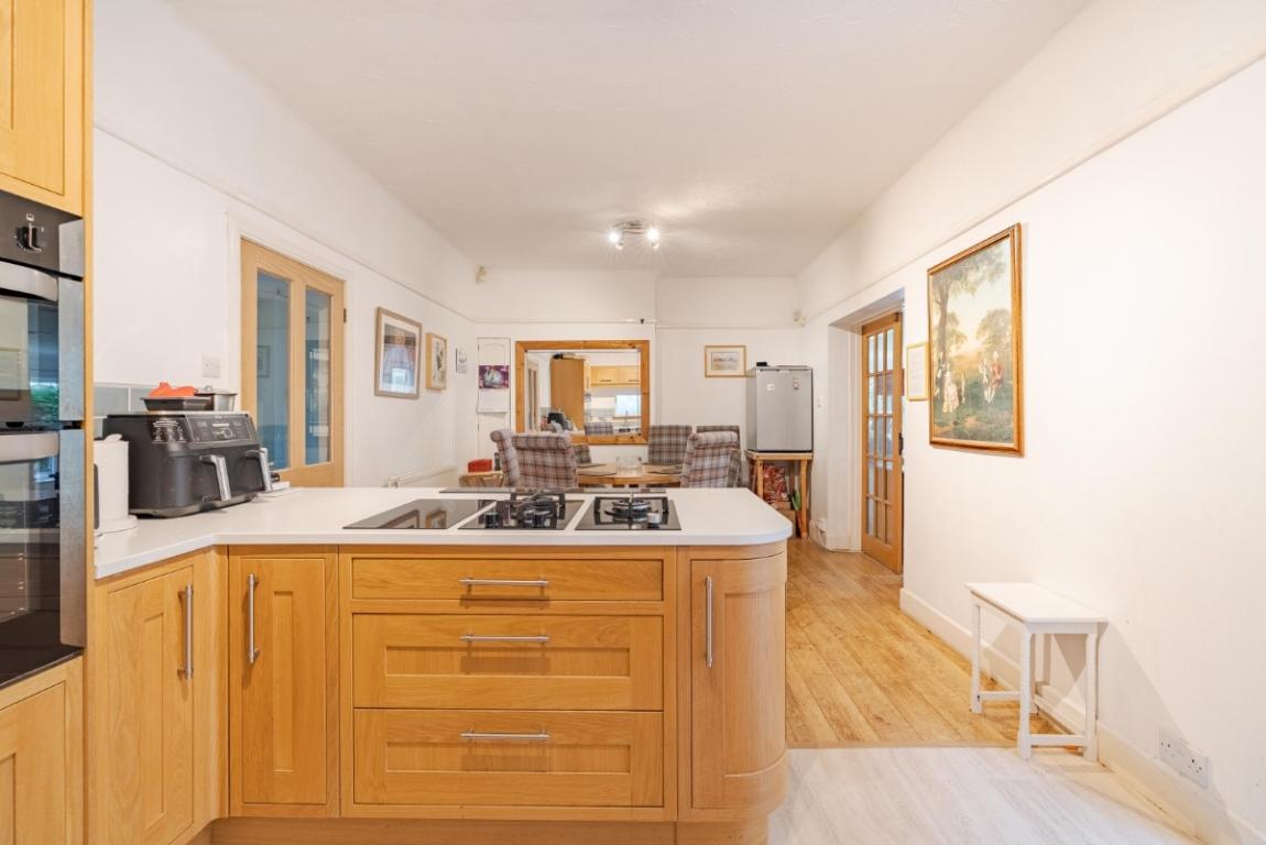 Image: 7 Highfield Road Wimborne Dorset Corfe Mullen