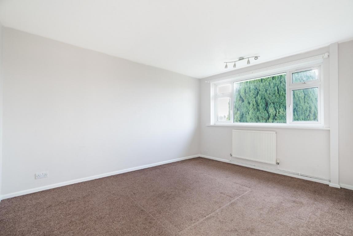 Image: 10 Lawns Close Wimborne Dorset Colehill