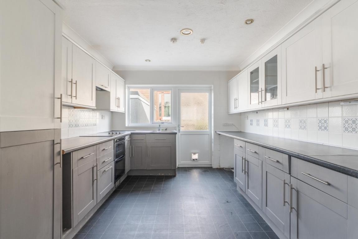 Image: 5 Lawns Close Wimborne Dorset Colehill