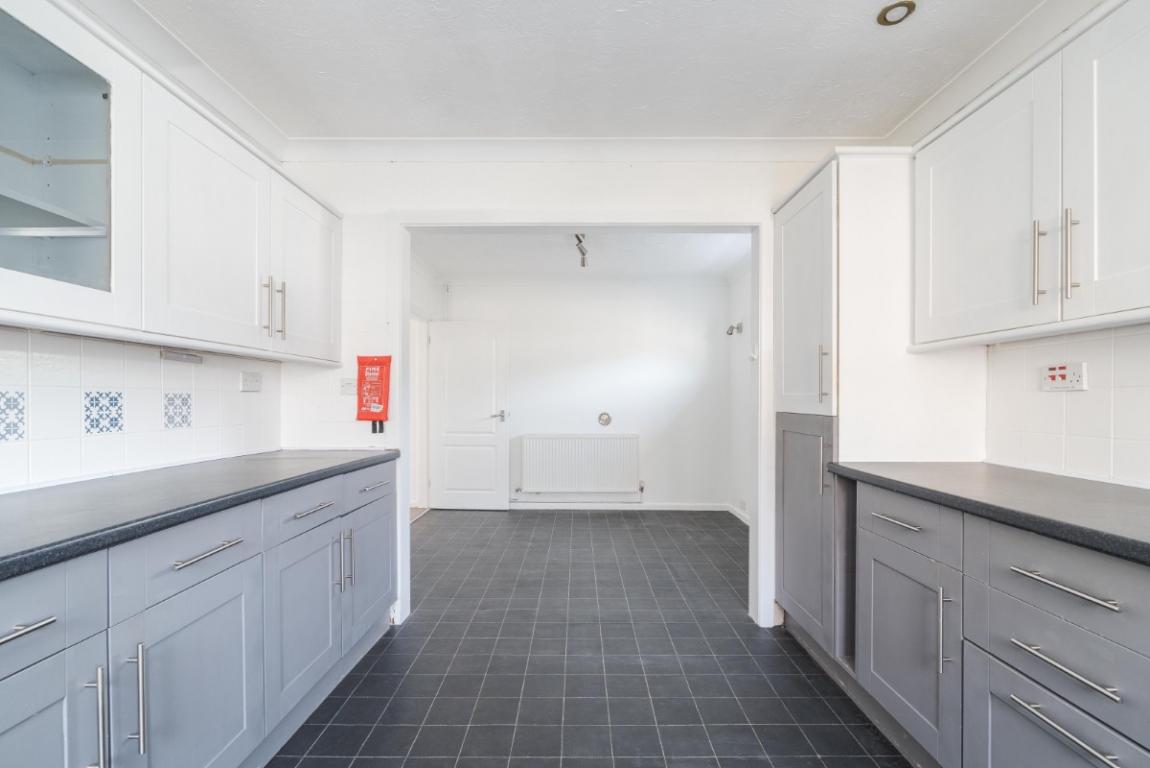 Image: 4 Lawns Close Wimborne Dorset Colehill