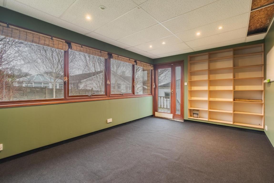 Image: 15 Lawns Close Wimborne Dorset Colehill