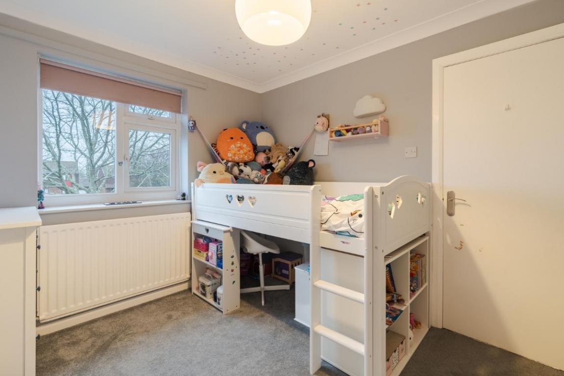 Image: 20 Charborough Close Poole Dorset Lytchett Matravers