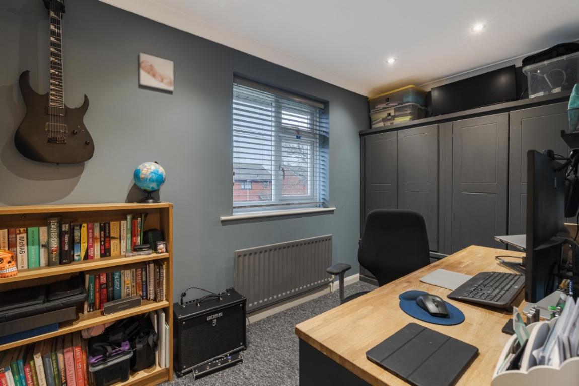 Image: 21 Charborough Close Poole Dorset Lytchett Matravers