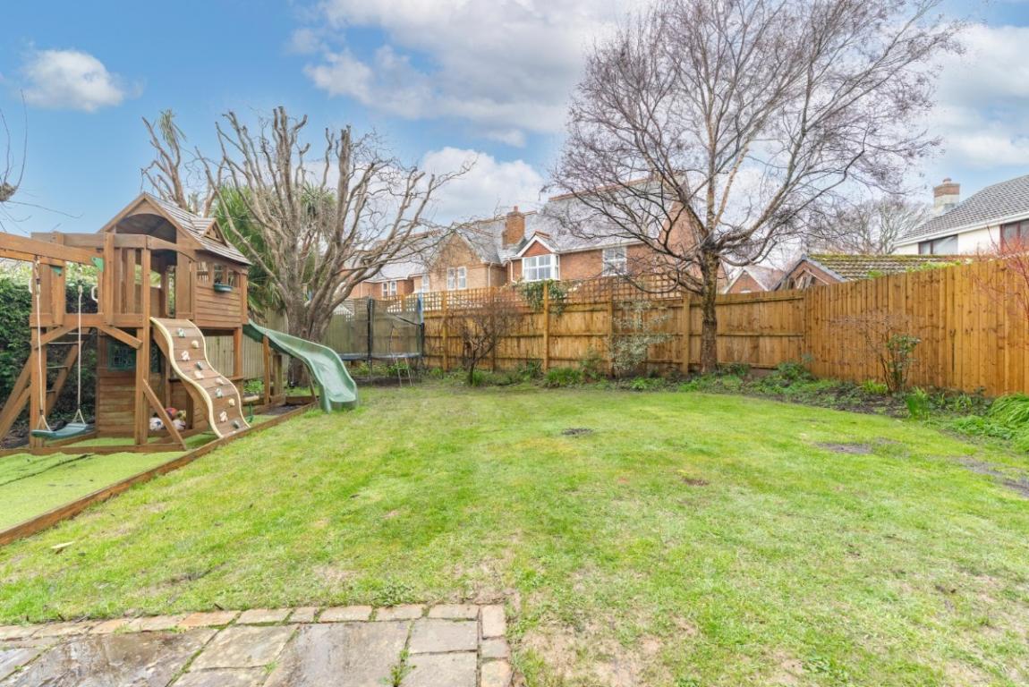 Image: 23 Charborough Close Poole Dorset Lytchett Matravers