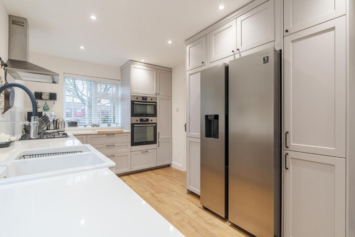 Image: 10 Charborough Close Poole Dorset Lytchett Matravers