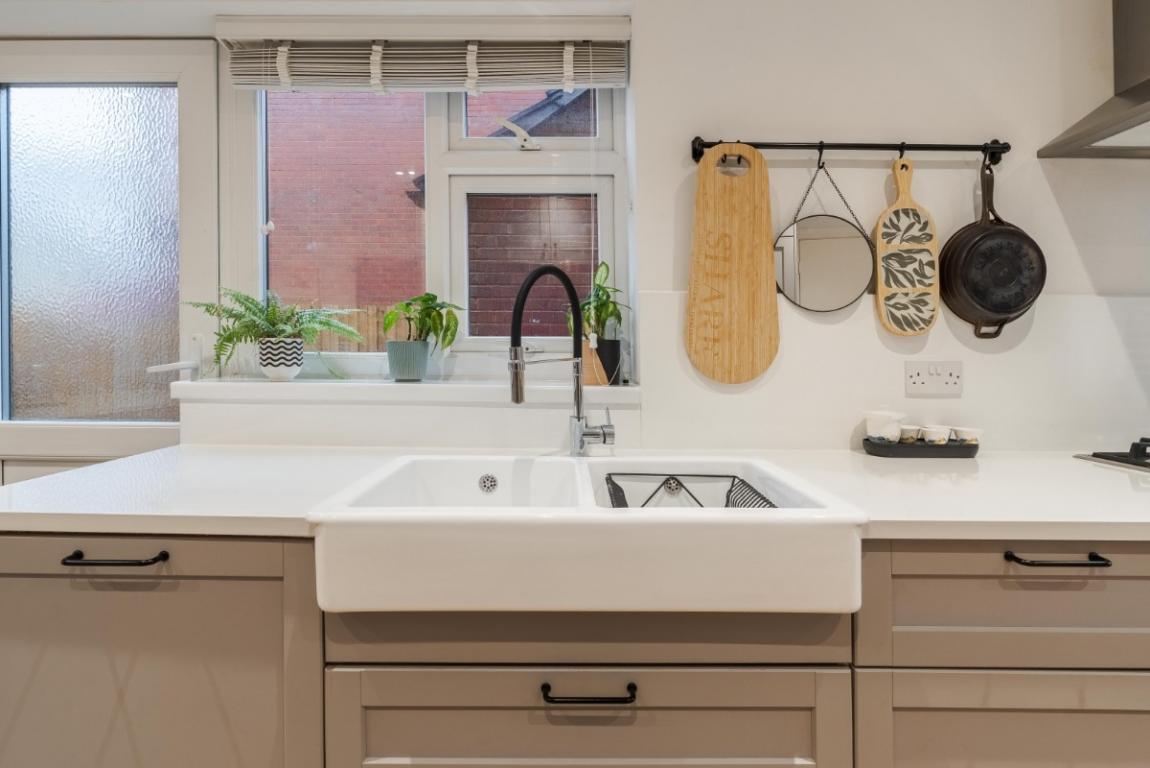 Image: 12 Charborough Close Poole Dorset Lytchett Matravers