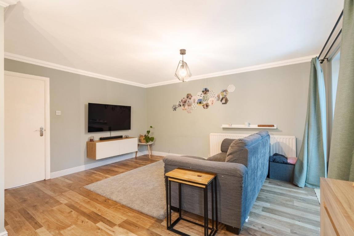 Image: 4 Charborough Close Poole Dorset Lytchett Matravers