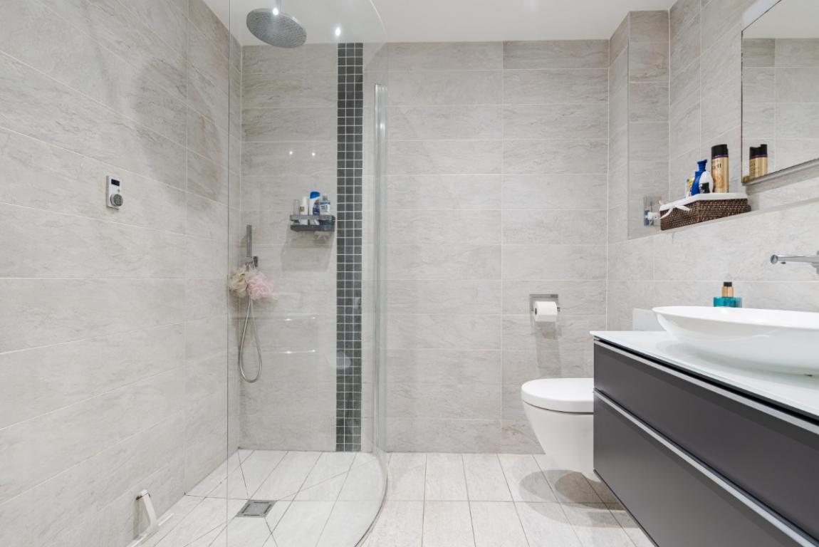 Image: 17 Queens Copse Lane Wimborne Dorset Holtwood