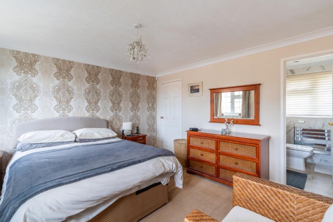 Image: 14 Pine Tree Close Wimborne Dorset Wimborne