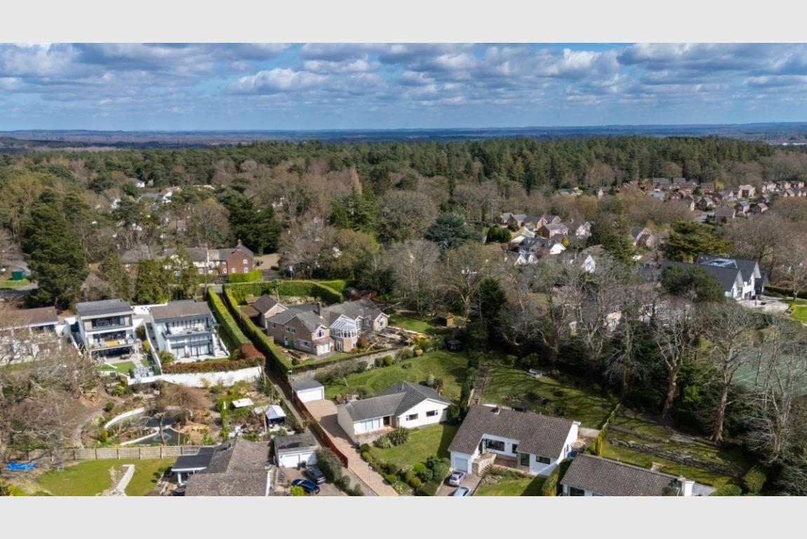 Image: 16 Ashmeads Way Wimborne Dorset Colehill