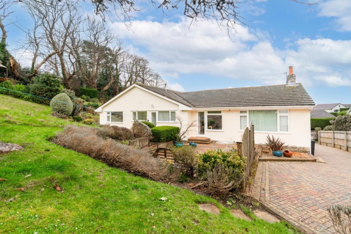 Image: 1 Ashmeads Way Wimborne Dorset Colehill