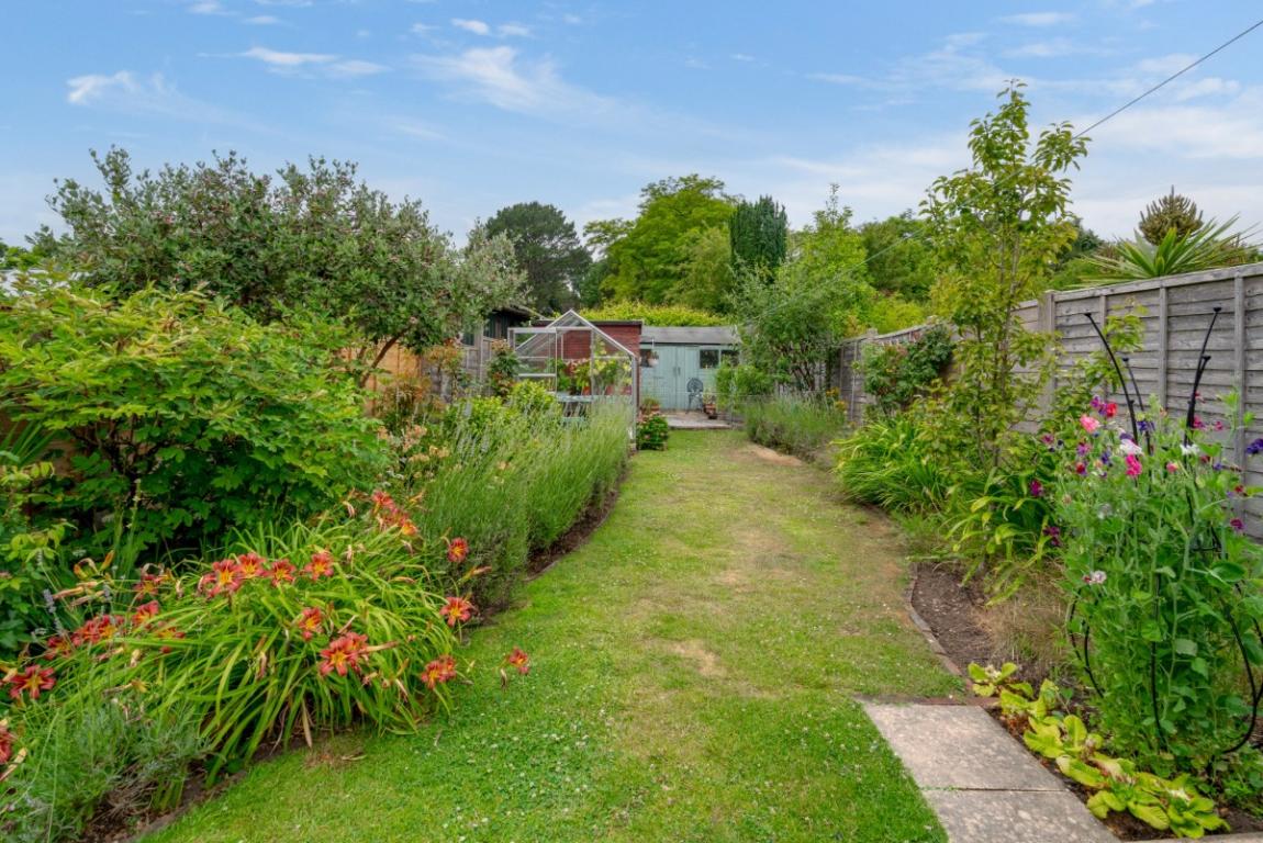 Image: 2 Leigh Lane Wimborne Dorset Wimborne