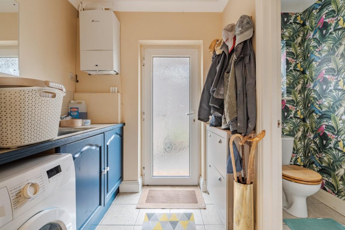 Image: 11 Leigh Lane Wimborne Dorset Wimborne