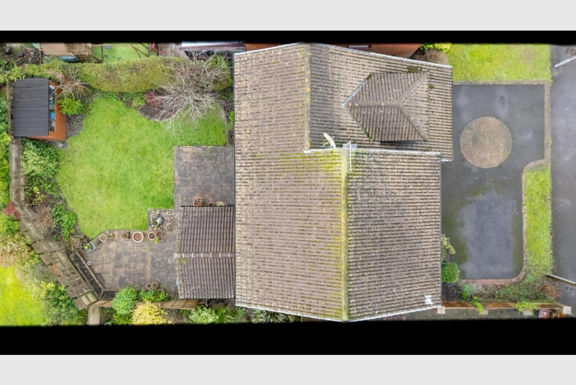 Image: 24 Charborough Close Poole Dorset Lytchett Matravers