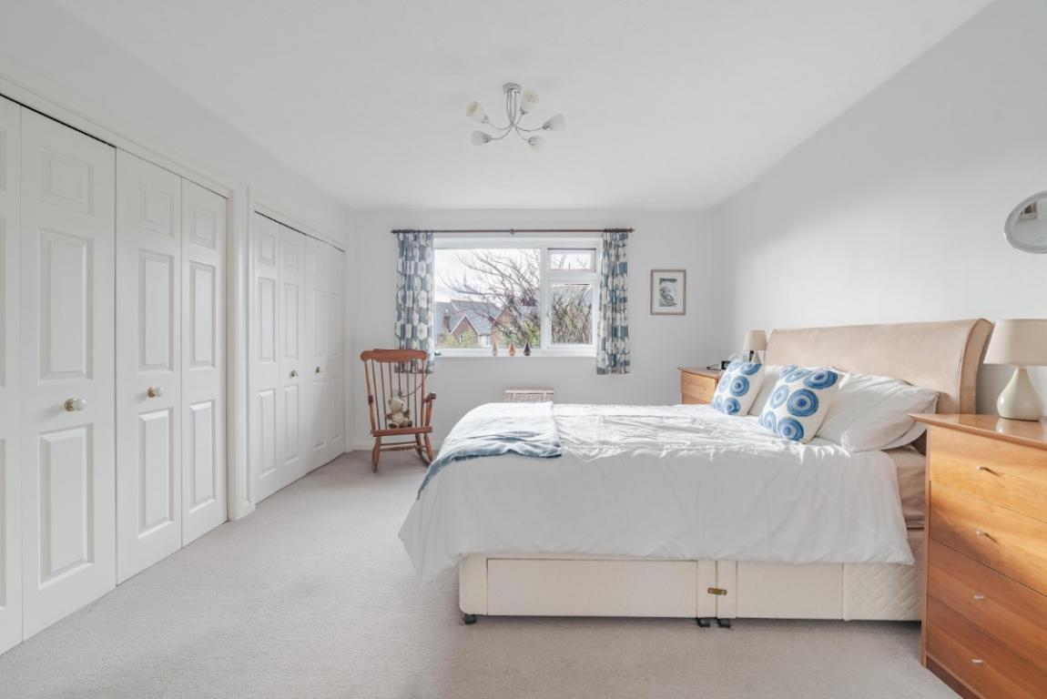 Image: 14 Charborough Close Poole Dorset Lytchett Matravers