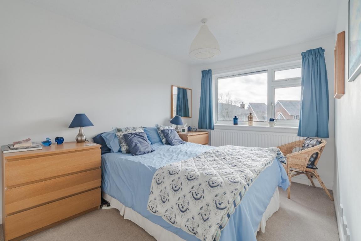 Image: 18 Charborough Close Poole Dorset Lytchett Matravers