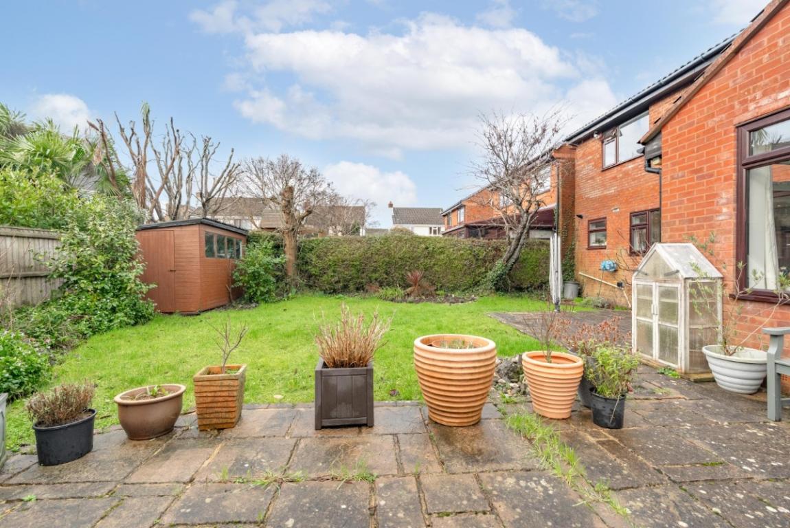 Image: 23 Charborough Close Poole Dorset Lytchett Matravers