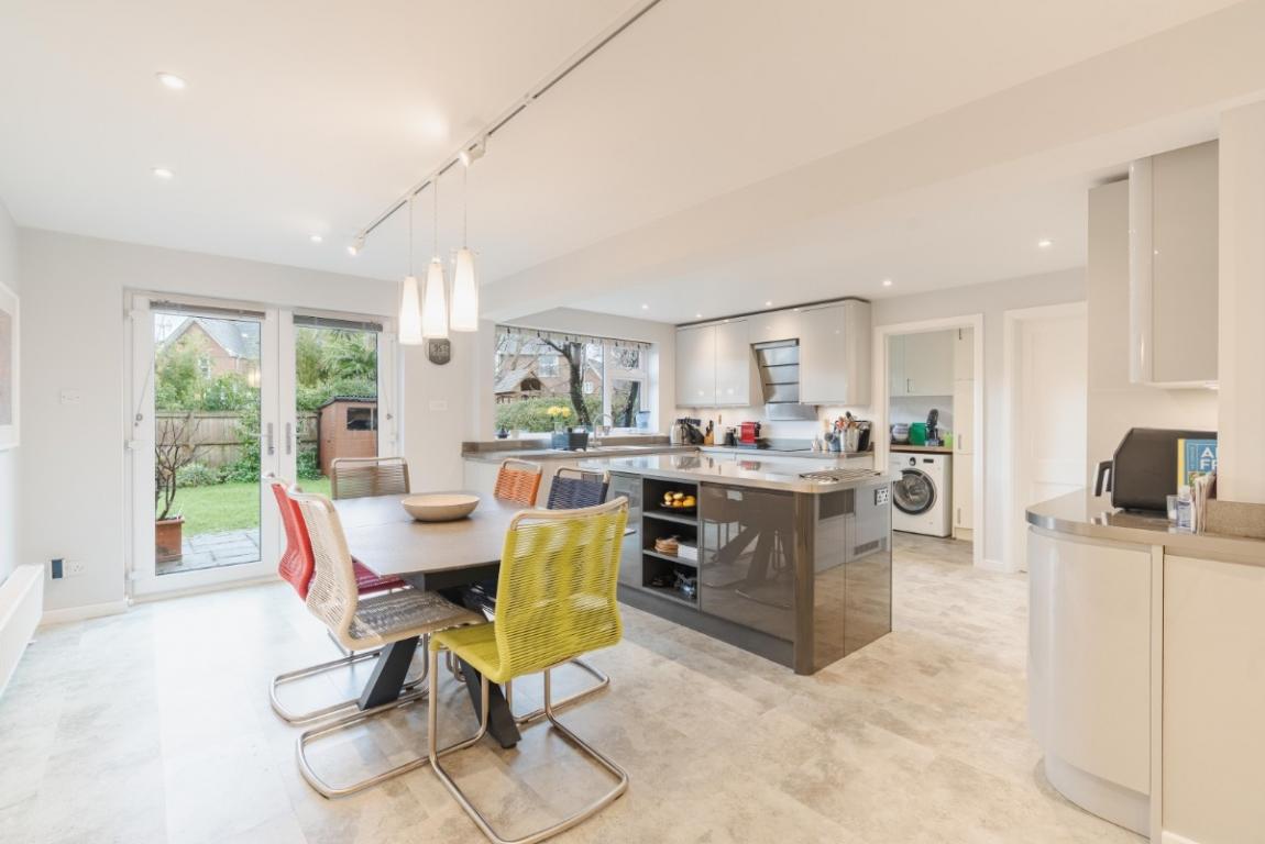 Image: 4 Charborough Close Poole Dorset Lytchett Matravers