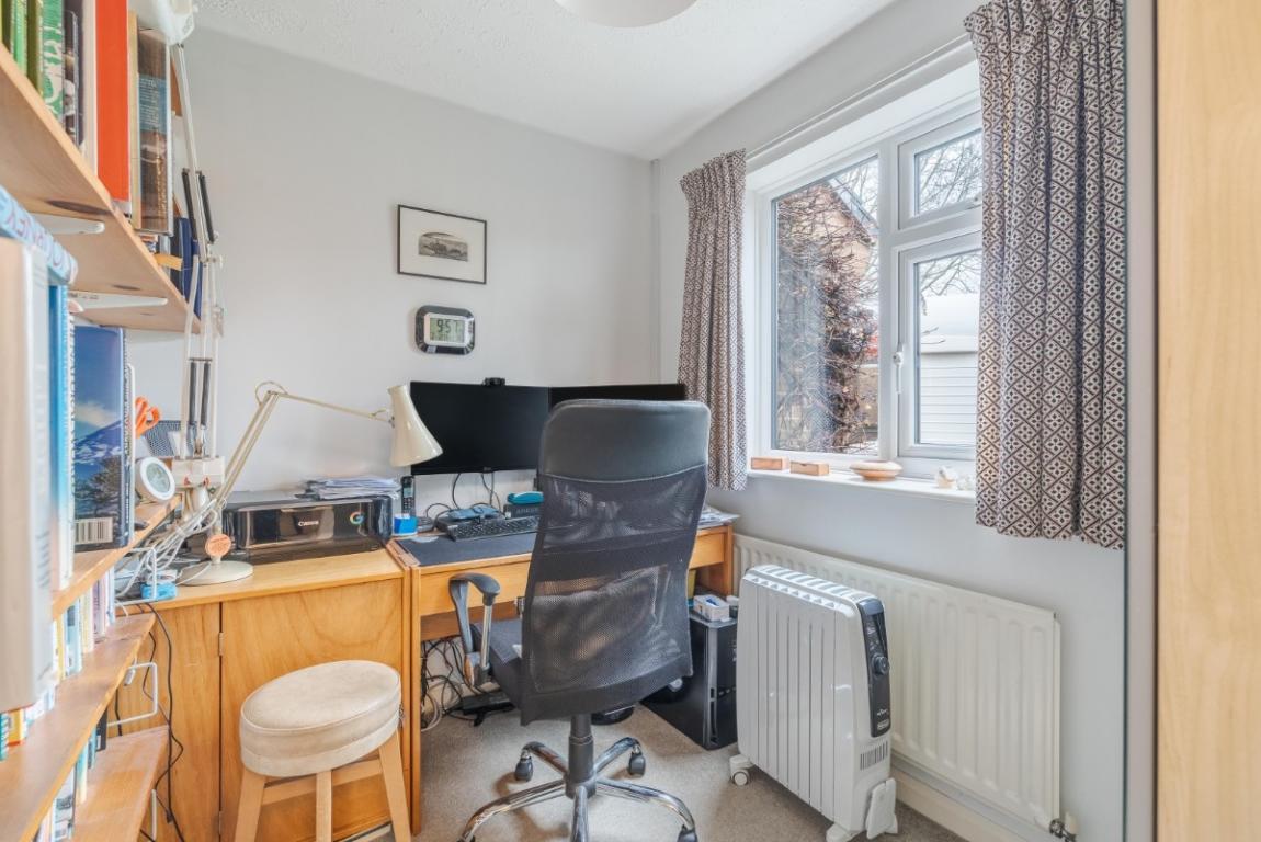 Image: 11 Charborough Close Poole Dorset Lytchett Matravers