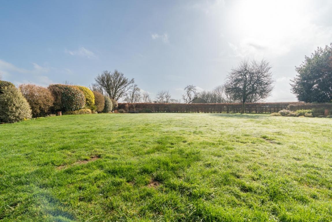 Image: 30 Westworth Farm Wimborne Dorset Edmondsham