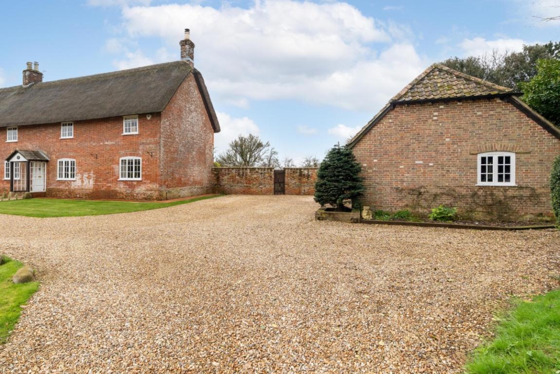 Image: 26 Westworth Farm Wimborne Dorset Edmondsham