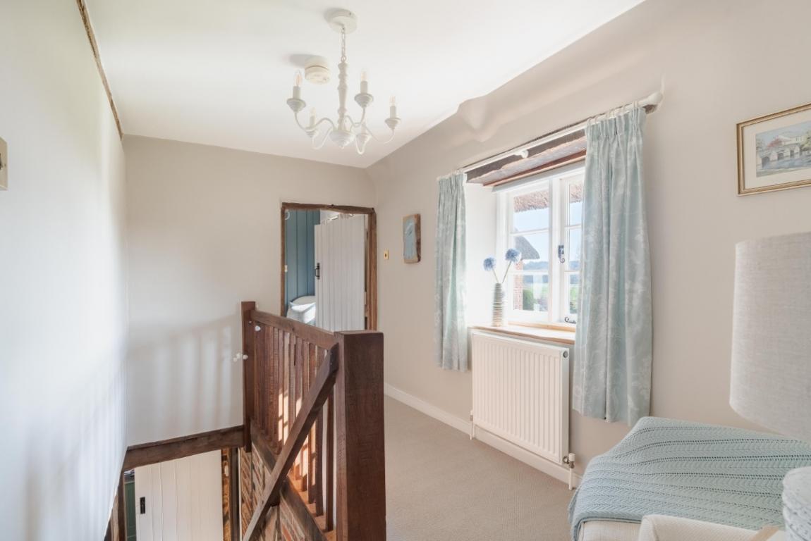 Image: 16 Westworth Farm Wimborne Dorset Edmondsham