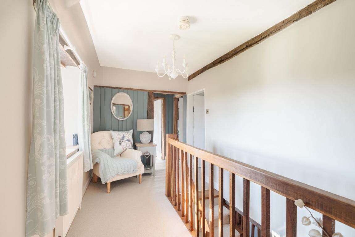 Image: 17 Westworth Farm Wimborne Dorset Edmondsham