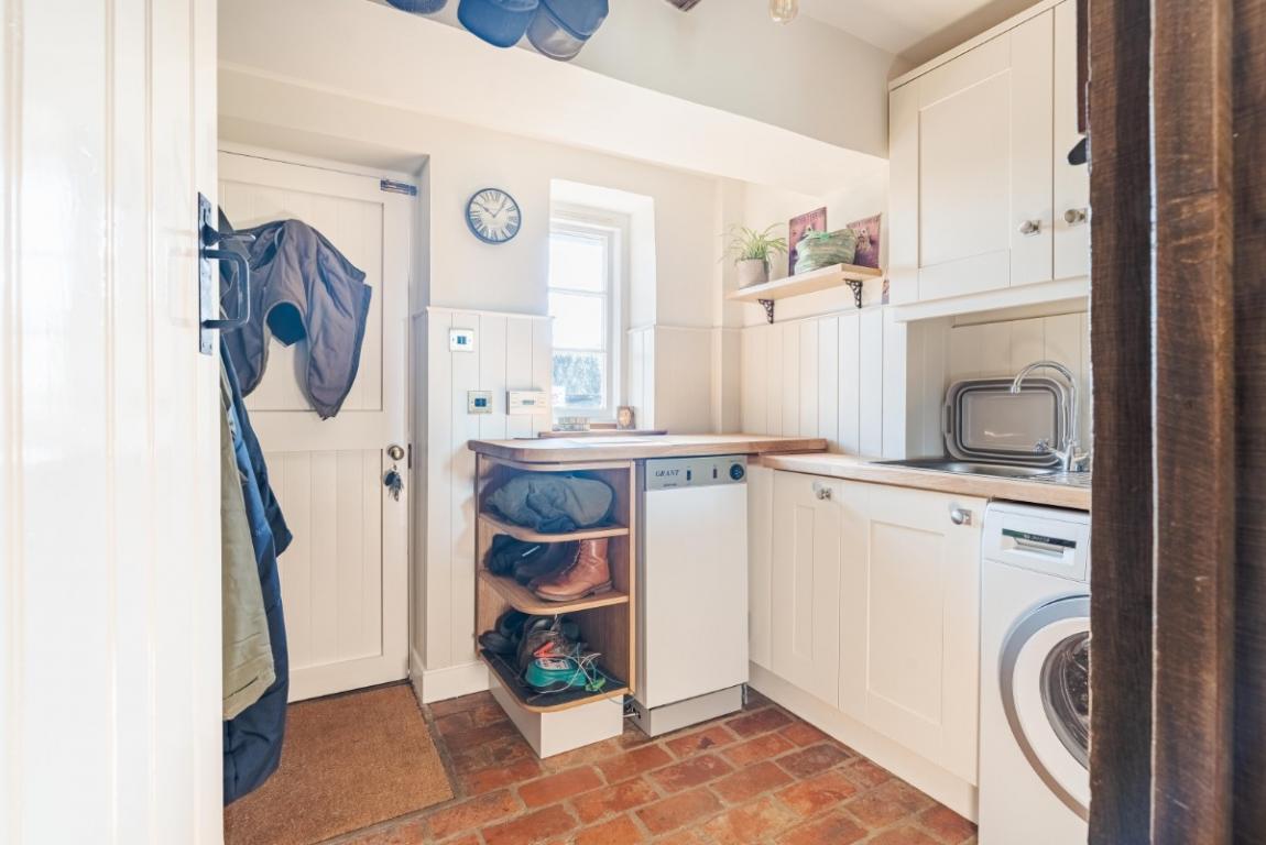 Image: 13 Westworth Farm Wimborne Dorset Edmondsham