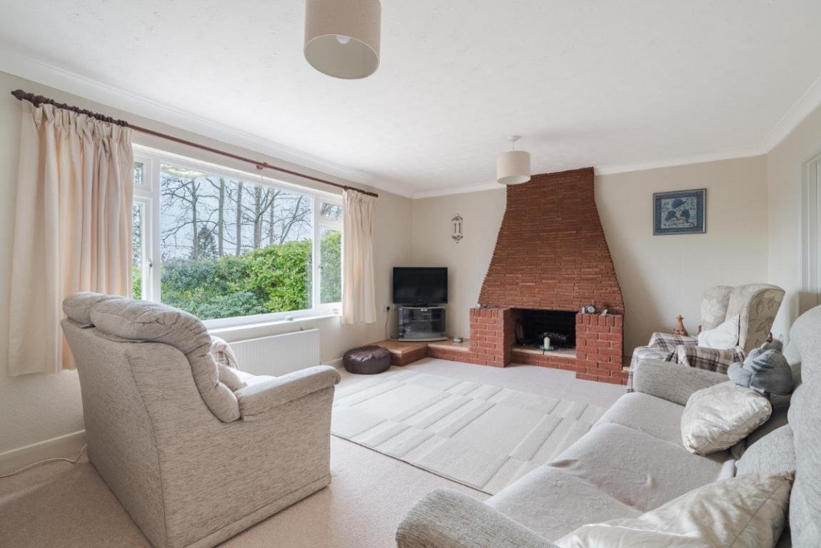 Image: 2 Lonnen Road Wimborne Dorset Colehill