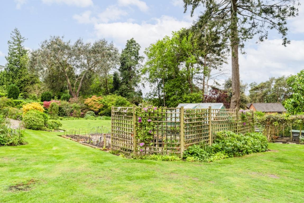 Image: 37 Lower Golf Links Road Broadstone Dorset Broadstone