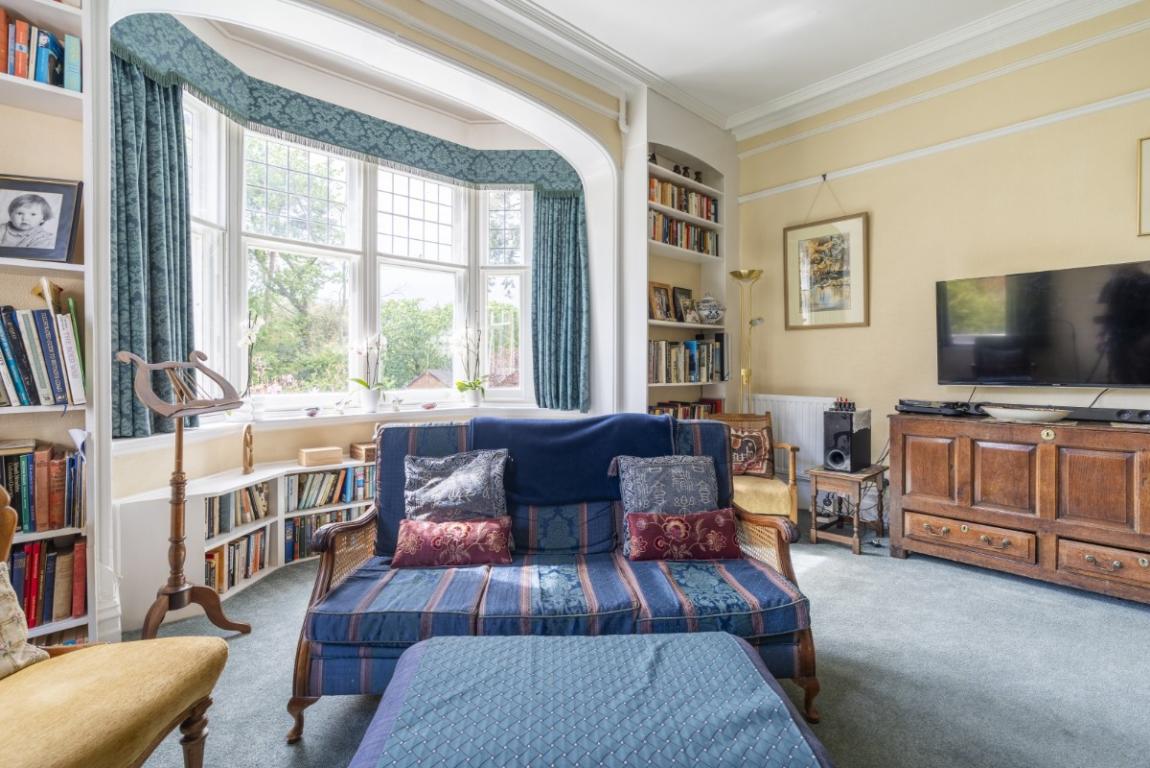 Image: 4 Lower Golf Links Road Broadstone Dorset Broadstone