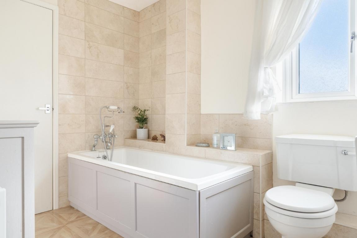 Image: 21 Gaunts Common Wimborne Dorset Gaunts Common