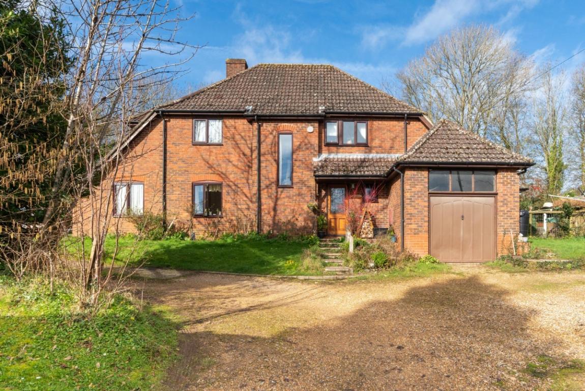 Image: 27 Gaunts Common Wimborne Dorset Gaunts Common