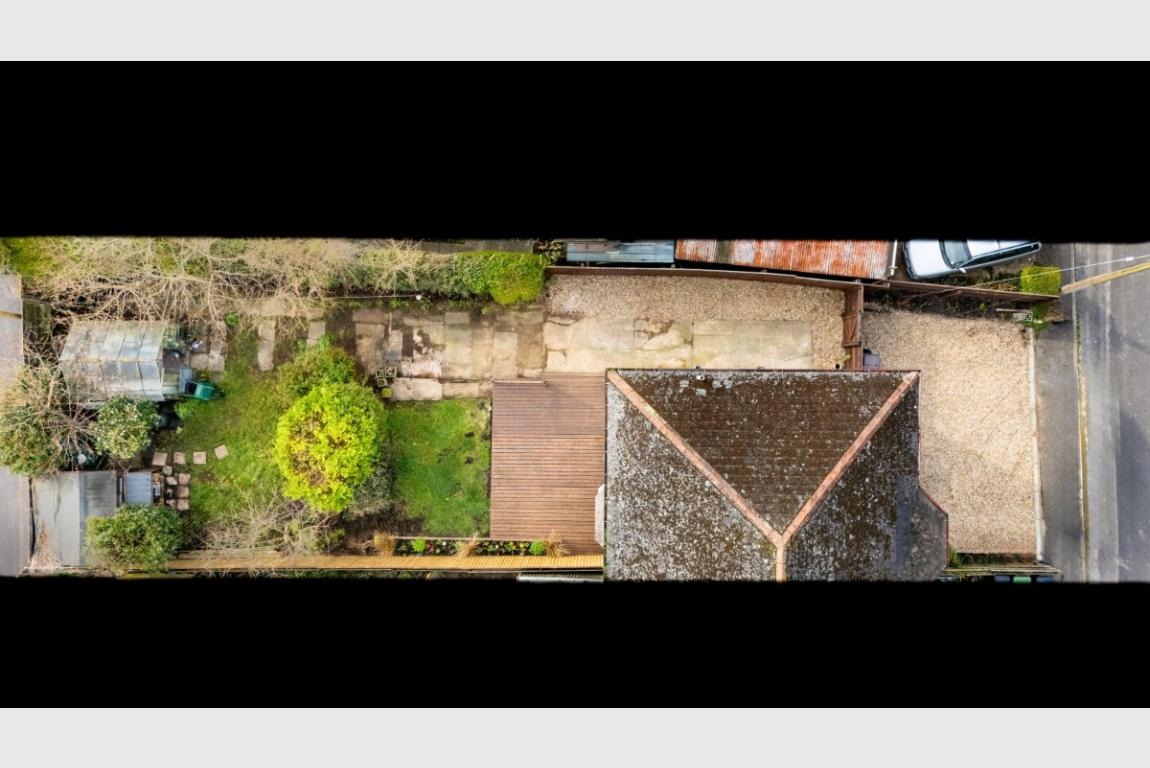 Image: 27 Fox Lane Wimborne Dorset Wimborne