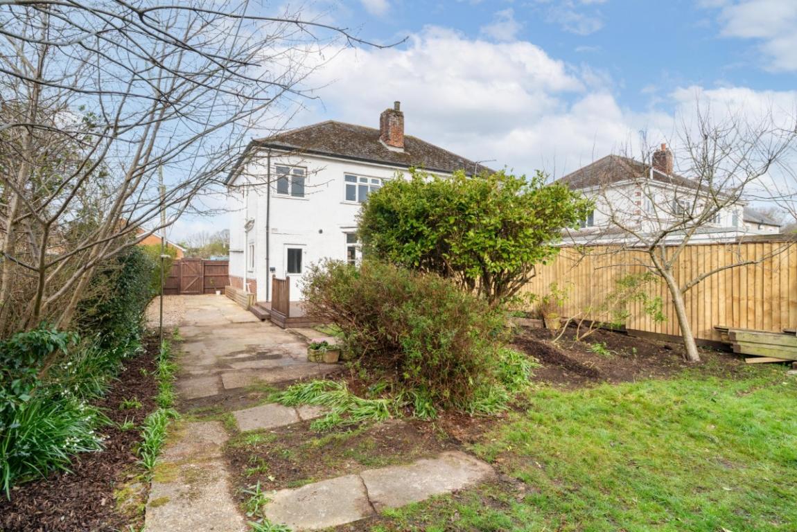 Image: 20 Fox Lane Wimborne Dorset Wimborne