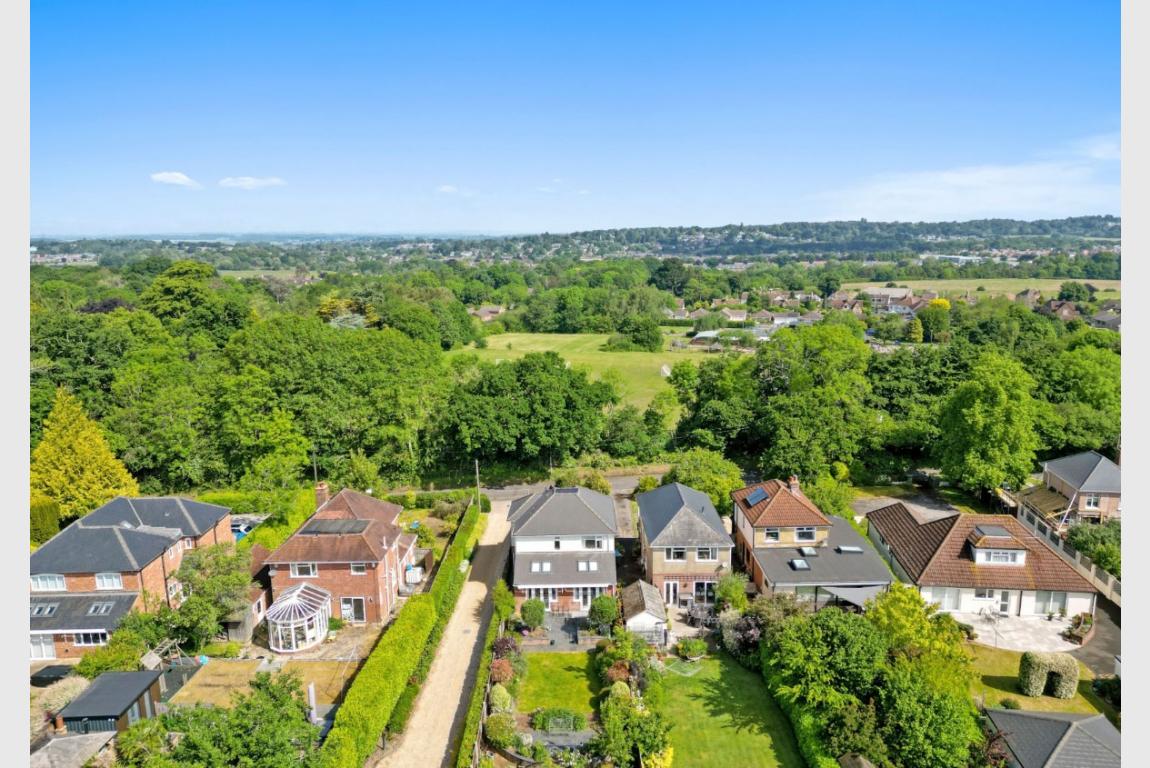 Image: 3 Merley Lane Wimborne Dorset Merley