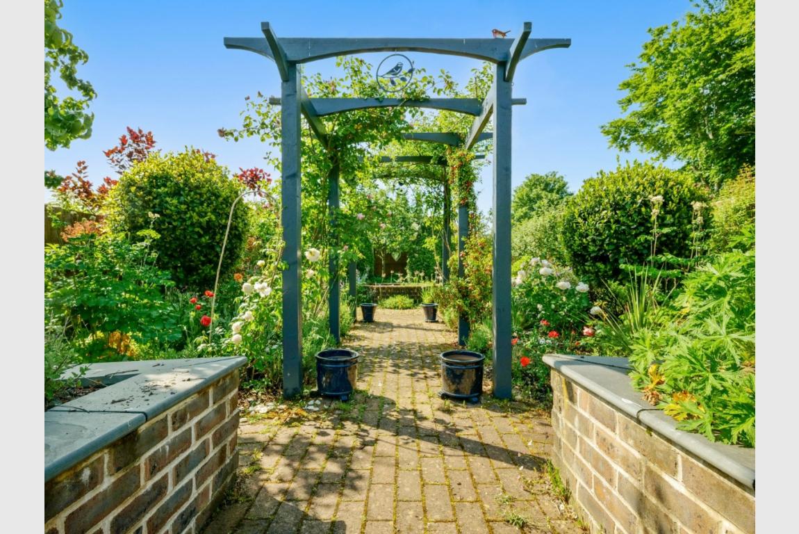 Image: 20 Merley Lane Wimborne Dorset Merley