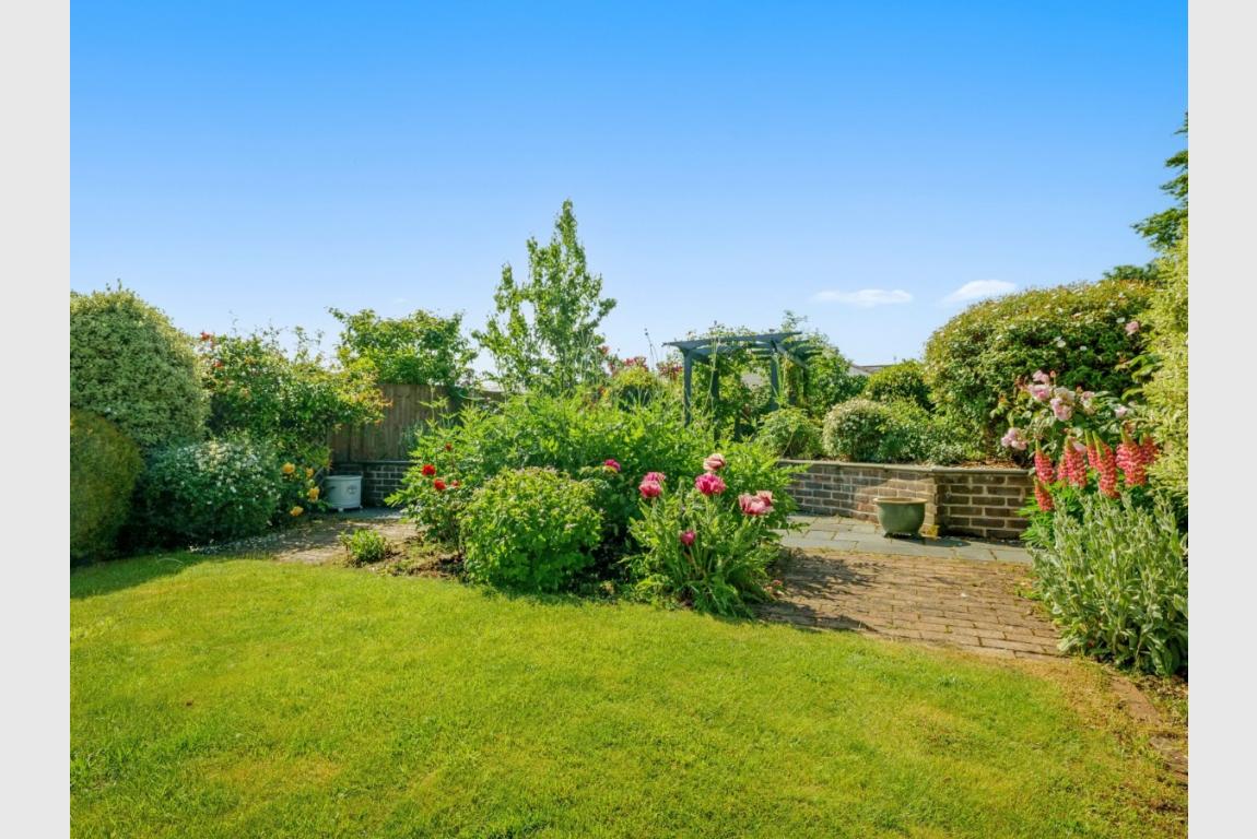 Image: 19 Merley Lane Wimborne Dorset Merley