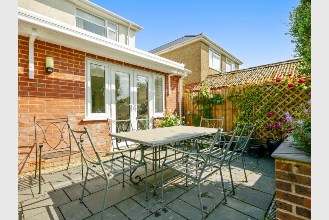 Image: 23 Merley Lane Wimborne Dorset Merley