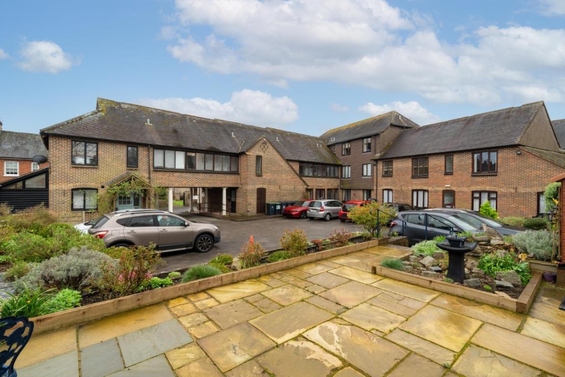 Image: 1 Chapel Lane Wimborne Dorset Wimborne Town Centre