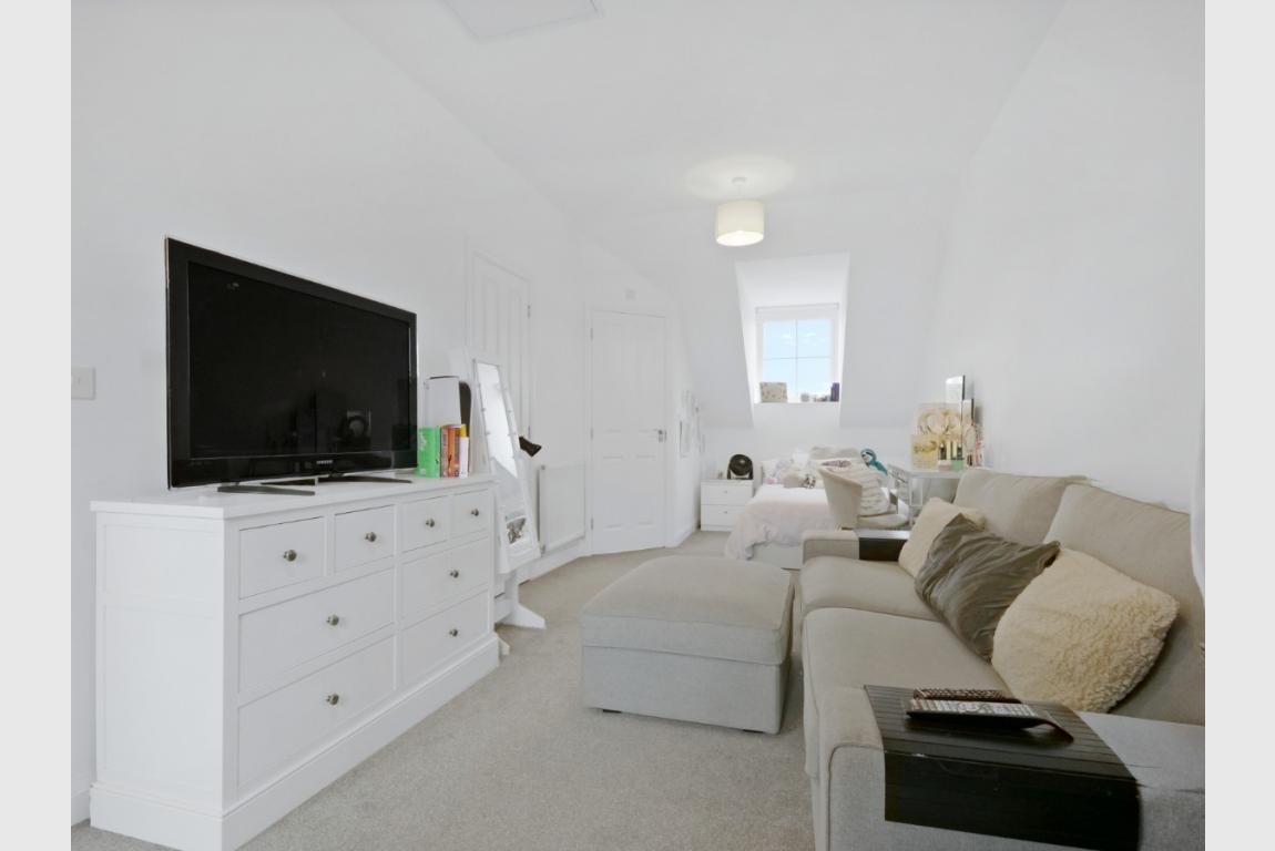 Image: 10 Strickland Way Wimborne Dorset Wimborne