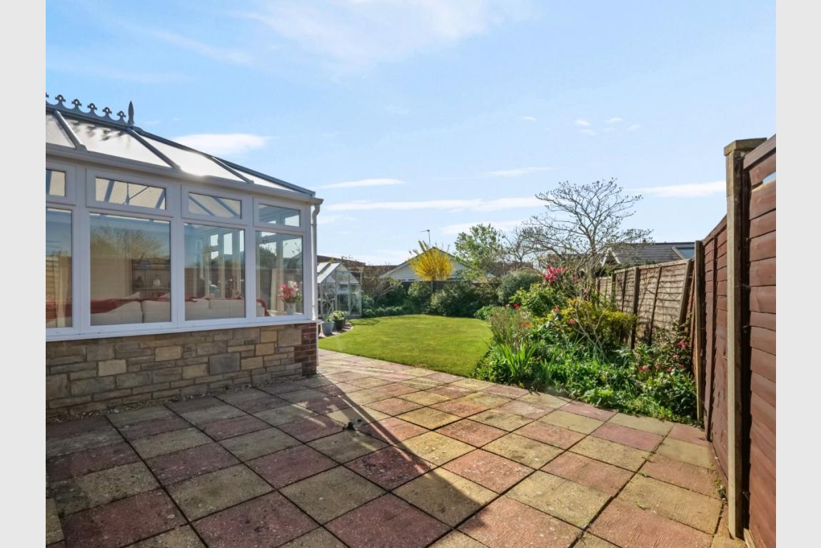 Image: 18 Foxcroft Drive Wimborne Dorset Colehill