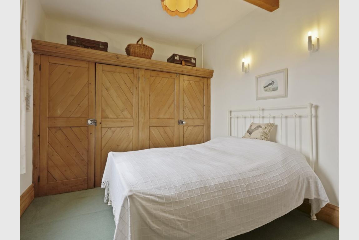 Image: 18 Cranborne Road Wimborne Dorset Horton