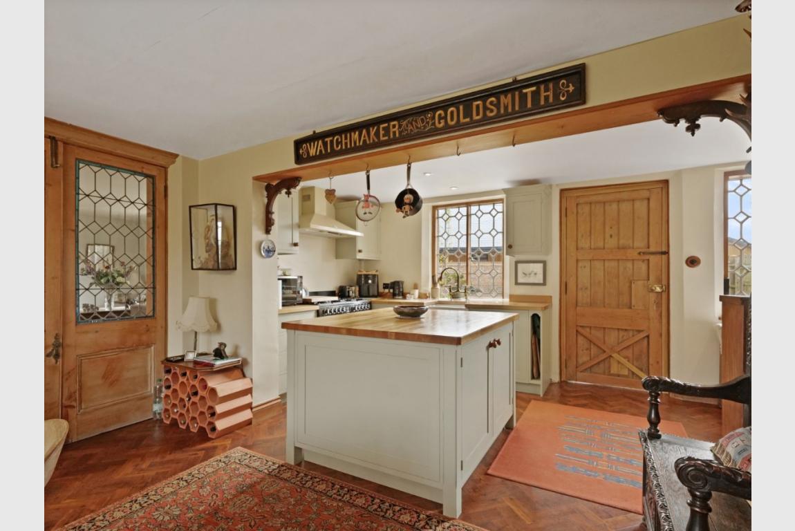 Image: 11 Cranborne Road Wimborne Dorset Horton