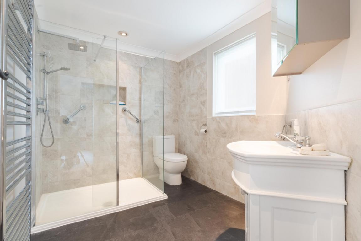 Image: 16 Merley Ways Wimborne Dorset Wimborne