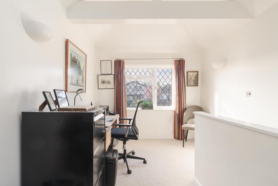 Image: 19 Merley Ways Wimborne Dorset Wimborne