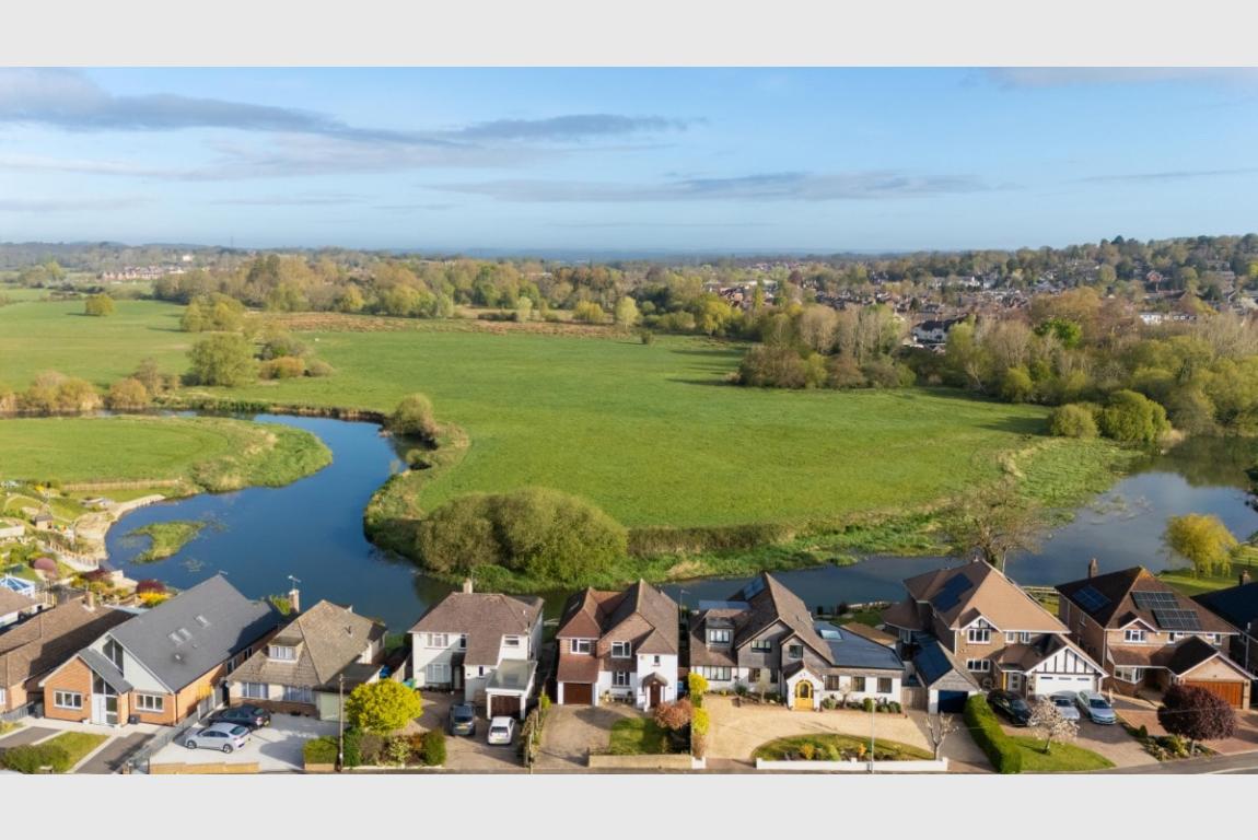 Image: 1 Merley Ways Wimborne Dorset Wimborne