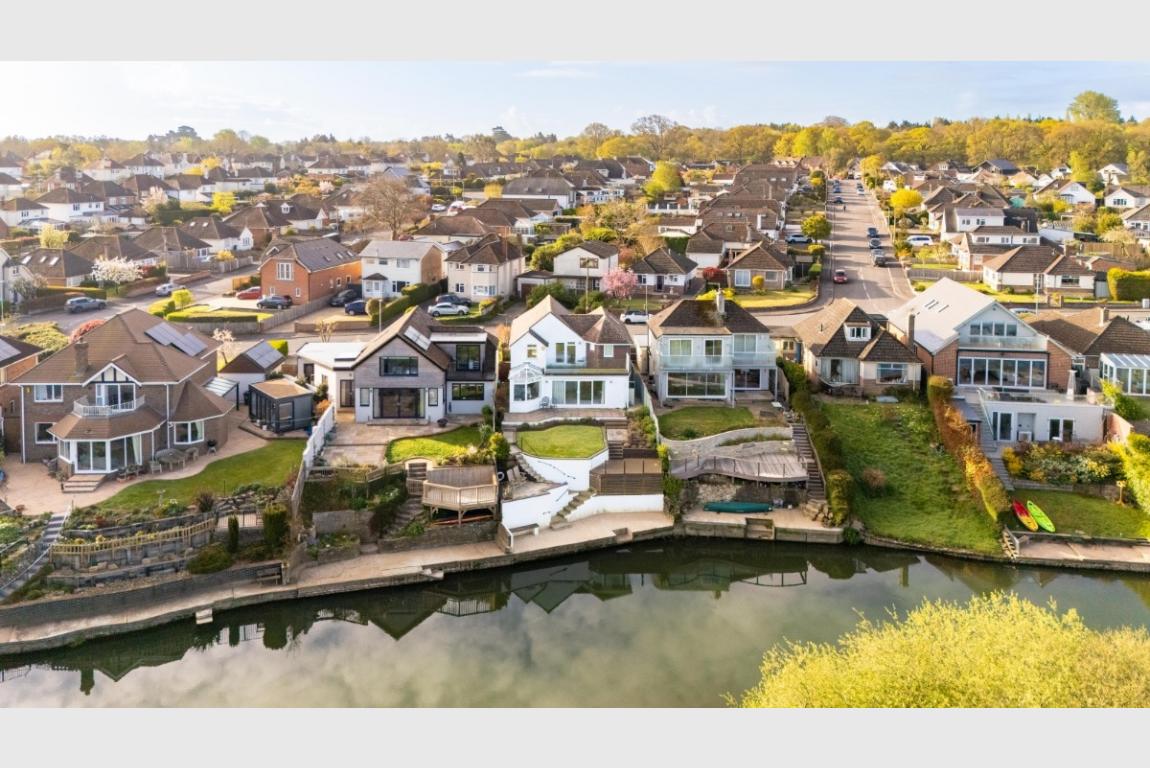 Image: 3 Merley Ways Wimborne Dorset Wimborne