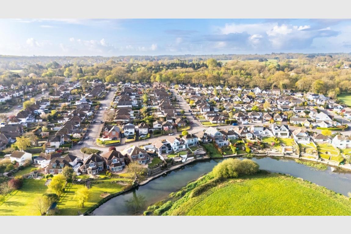 Image: 28 Merley Ways Wimborne Dorset Wimborne